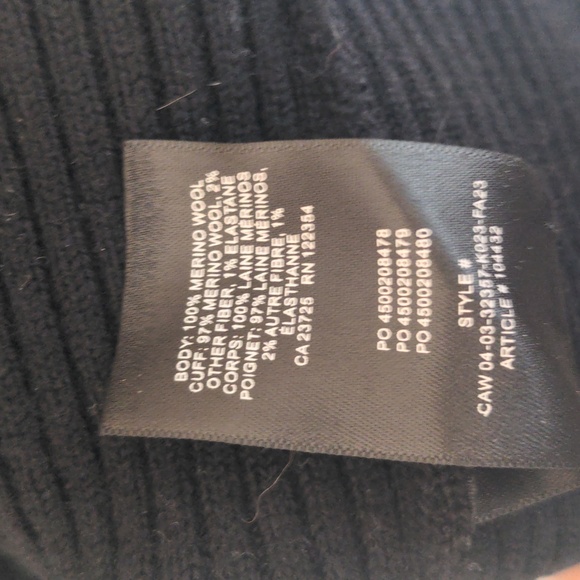 Wilfred Cropped Turtleneck - Picture 11 of 11